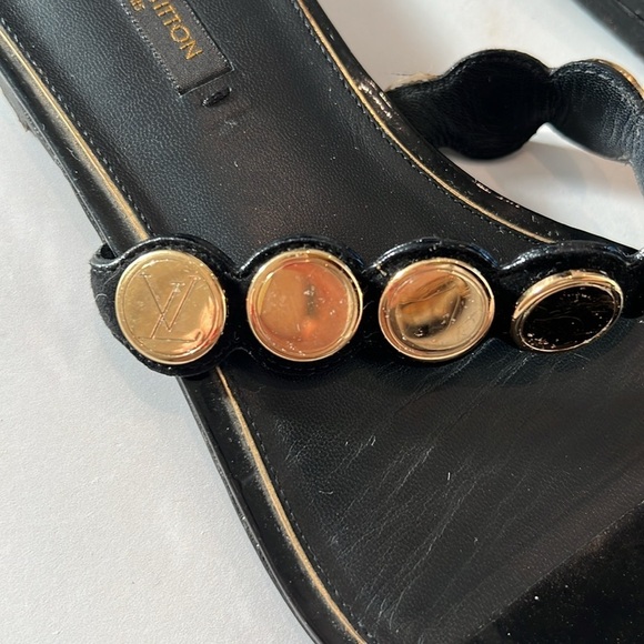 Louis Vuitton Socialite Sandal! - Picture 3 of 12